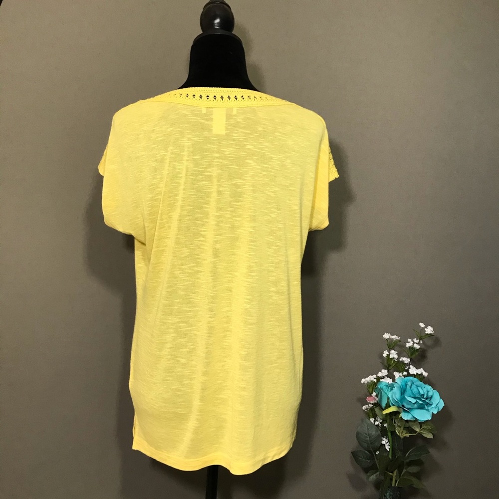 Christopher & Banks Yellow Crochet Top - Picture 4 of 8